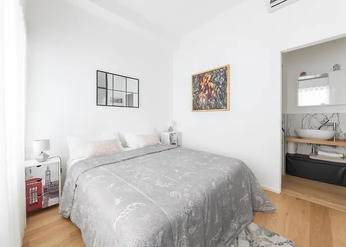 Apartment In Lausanne 25